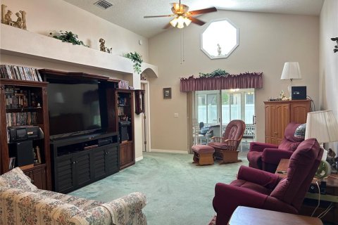 House in Davenport, Florida 2 bedrooms, 127.46 sq.m. № 2200312 - photo 8