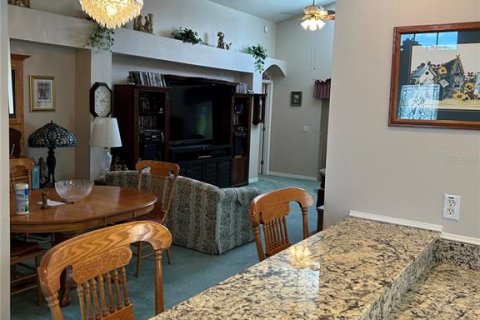 House in Davenport, Florida 2 bedrooms, 127.46 sq.m. № 2200312 - photo 11