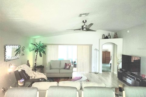 House in Ocala, Florida 2 bedrooms, 146.79 sq.m. № 1838545 - photo 18