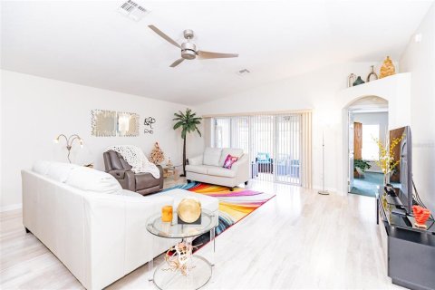 House in Ocala, Florida 2 bedrooms, 146.79 sq.m. № 1838545 - photo 8
