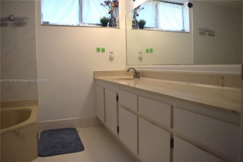Condominio en venta en Boca Raton, Florida, 2 dormitorios, 118.54 m2 № 1770798 - foto 24