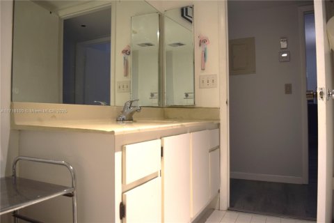 Condominio en venta en Boca Raton, Florida, 2 dormitorios, 118.54 m2 № 1770798 - foto 15