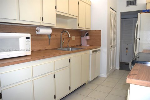 Condominio en venta en Boca Raton, Florida, 2 dormitorios, 118.54 m2 № 1770798 - foto 8