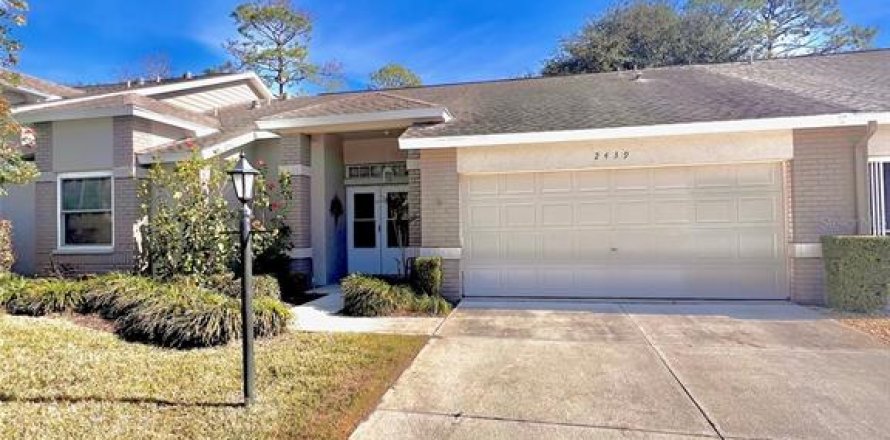 House in Spring Hill, Florida 2 bedrooms, 170.29 sq.m. № 1751304
