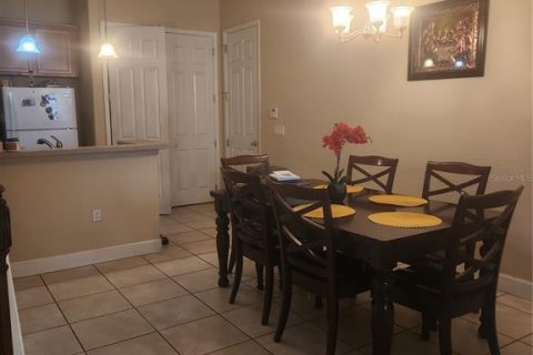 Adosado en venta en Kissimmee, Florida, 3 dormitorios, 164.99 m2 № 2128006 - foto 8