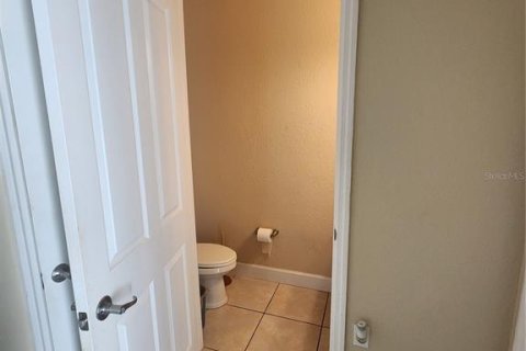 Adosado en venta en Kissimmee, Florida, 3 dormitorios, 164.99 m2 № 2128006 - foto 21
