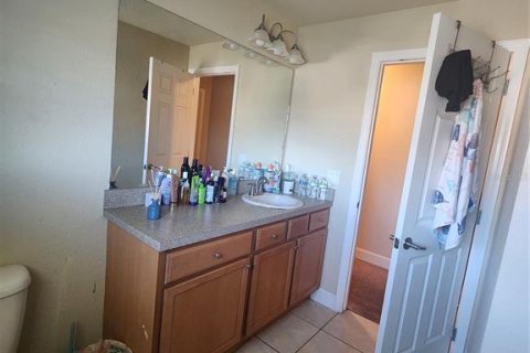 Adosado en venta en Kissimmee, Florida, 3 dormitorios, 164.99 m2 № 2128006 - foto 19