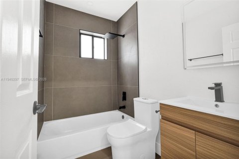 Купить виллу или дом в Майами-Гарденс, Флорида 3 спальни, 129.32м2, № 1997381 - фото 23