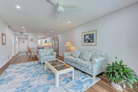 Condominio en venta en Sarasota, Florida, 2 dormitorios, 90.86 m2 № 1849809 - foto 17