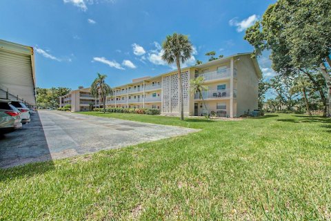 Condominio en venta en Sarasota, Florida, 2 dormitorios, 90.86 m2 № 1849809 - foto 2