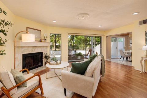 Adosado en venta en Tampa, Florida, 3 dormitorios, 181.07 m2 № 1612646 - foto 28