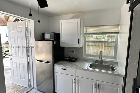 House in Miami, Florida 5 bedrooms, 179.49 sq.m. № 1892935 - photo 11