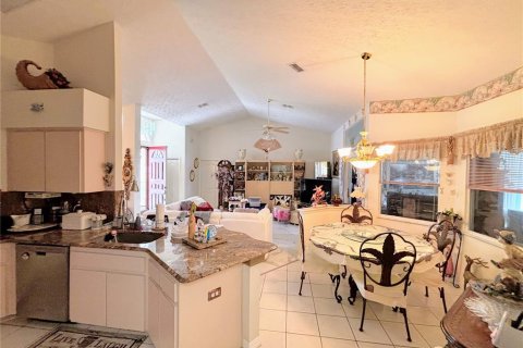 Casa en venta en Spring Hill, Florida, 3 dormitorios, 165.27 m2 № 1878127 - foto 6