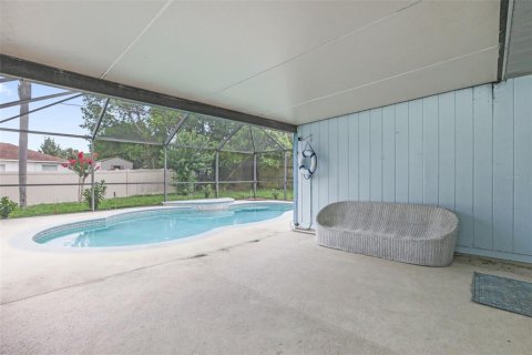 House in Deltona, Florida 2 bedrooms, 115.76 sq.m. № 2196918 - photo 25