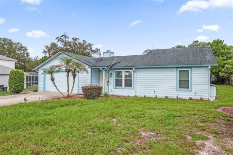 House in Deltona, Florida 2 bedrooms, 115.76 sq.m. № 2196918 - photo 3