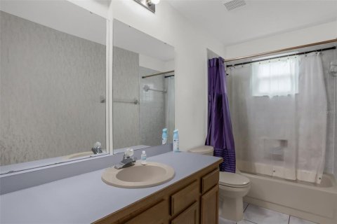House in Deltona, Florida 2 bedrooms, 115.76 sq.m. № 2196918 - photo 21