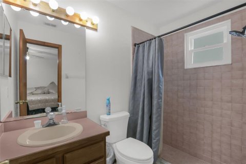 House in Deltona, Florida 2 bedrooms, 115.76 sq.m. № 2196918 - photo 20