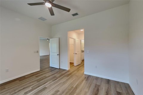 Villa ou maison à vendre à Port Charlotte, Floride: 3 chambres, 158.86 m2 № 2330367 - photo 10