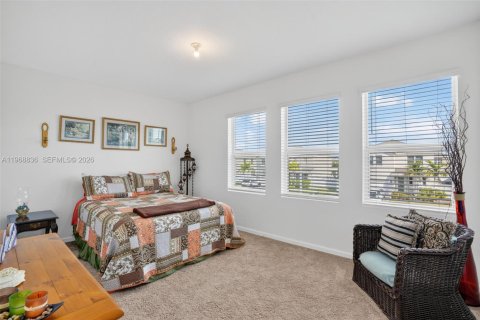 Купить виллу или дом в Хомстед, Флорида 5 спален, 273.5м2, № 2029973 - фото 28