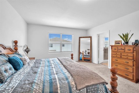 House in Homestead, Florida 5 bedrooms, 273.5 sq.m. № 2029973 - photo 12