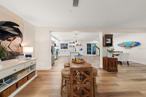 Casa en venta en Belleair, Florida, 3 dormitorios, 202.06 m2 № 2104806 - foto 9