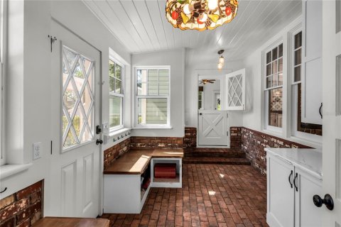 Villa ou maison à vendre à Winter Garden, Floride: 5 chambres, 311.22 m2 № 2415344 - photo 28