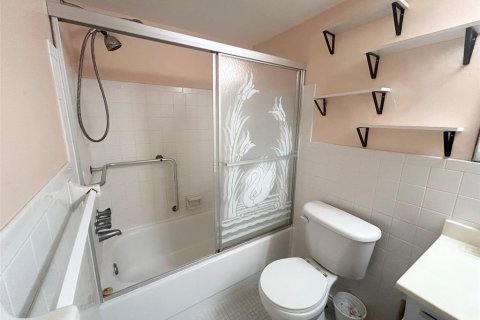 Copropriété à vendre à Clearwater, Floride: 1 chambre, 76.64 m2 № 2157082 - photo 8