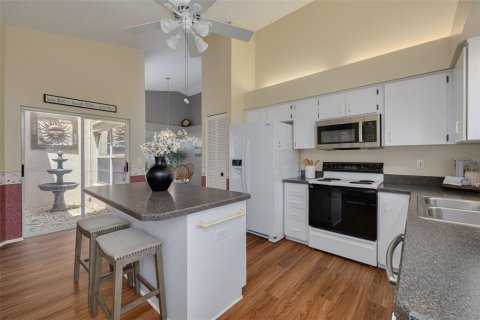 Casa en venta en Palm Harbor, Florida, 2 dormitorios, 154.12 m2 № 1916349 - foto 11