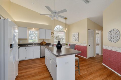 Casa en venta en Palm Harbor, Florida, 2 dormitorios, 154.12 m2 № 1916349 - foto 9