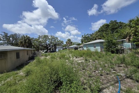 Terreno en venta en Saint Petersburg, Florida № 1778534 - foto 4