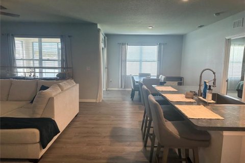 Casa en alquiler en Winter Haven, Florida, 3 dormitorios, 160.26 m2 № 1615695 - foto 5