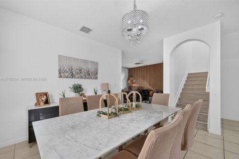 Villa ou maison à vendre à Homestead, Floride: 4 chambres, 202.81 m2 № 2433889 - photo 8