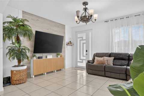 Villa ou maison à vendre à Homestead, Floride: 4 chambres, 202.81 m2 № 2433889 - photo 4