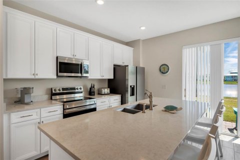 Townhouse in Kissimmee, Florida 3 bedrooms, 143.53 sq.m. № 1786413 - photo 8