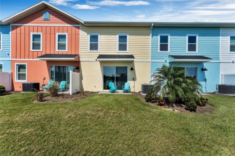 Townhouse in Kissimmee, Florida 3 bedrooms, 143.53 sq.m. № 1786413 - photo 21
