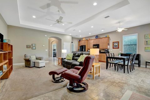 House in Bradenton, Florida 3 bedrooms, 188.96 sq.m. № 2200343 - photo 12