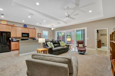 House in Bradenton, Florida 3 bedrooms, 188.96 sq.m. № 2200343 - photo 10