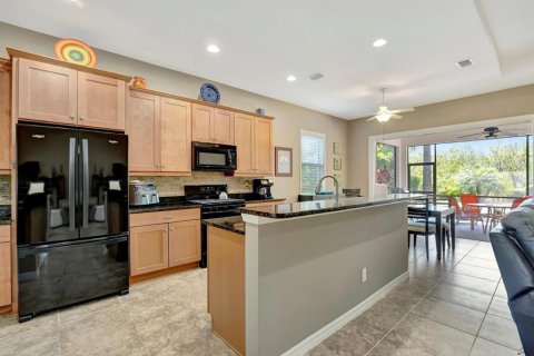 House in Bradenton, Florida 3 bedrooms, 188.96 sq.m. № 2200343 - photo 13