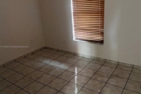 Copropriété à vendre à Sweetwater, Floride: 2 chambres, 66.89 m2 № 2059753 - photo 9