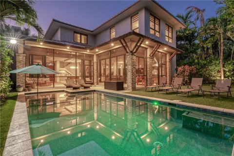 Casa en venta en Fort Lauderdale, Florida, 4 dormitorios, 330.64 m2 № 2253102 - foto 3