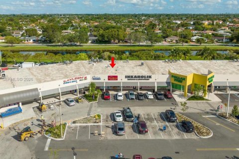 Купить коммерческую недвижимость в Майами, Флорида № 2020888 - фото 27