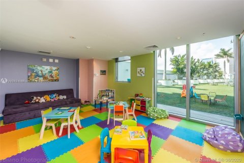Condominio en venta en Miami, Florida, 2 dormitorios, 104.14 m2 № 2270959 - foto 27