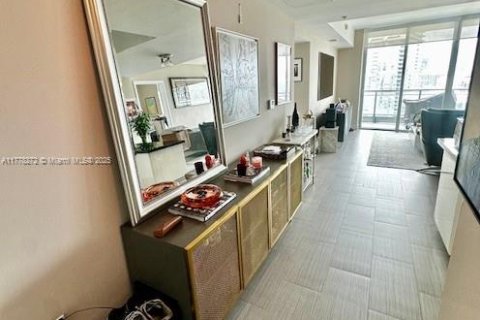 Condominio en venta en Miami, Florida, 2 dormitorios, 104.14 m2 № 2270959 - foto 2