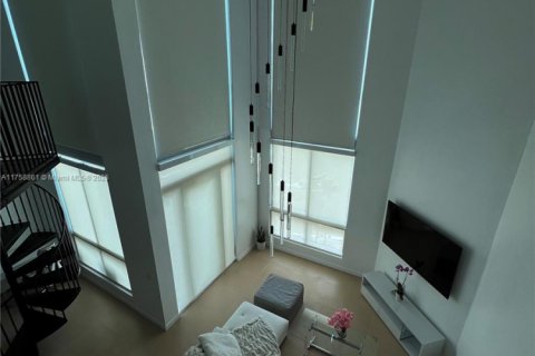 Купить кондоминиум в Майами, Флорида 1 спальня, 82.78м2, № 2035018 - фото 23