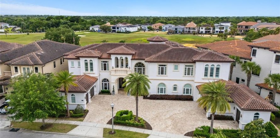 Casa en Four Corners, Florida 13 dormitorios, 1415.74 m2 № 2213545