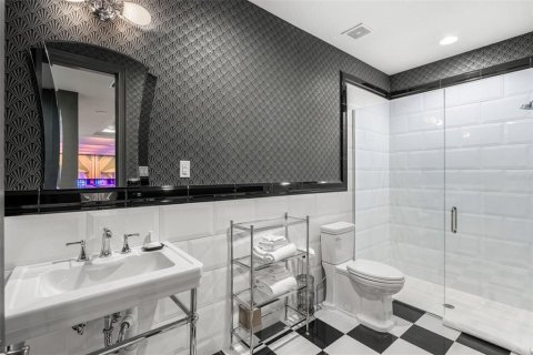 Casa en venta en Four Corners, Florida, 13 dormitorios, 1415.74 m2 № 2213545 - foto 30