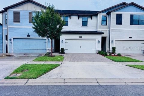 Adosado en venta en Orlando, Florida, 3 dormitorios, 177.91 m2 № 1873653 - foto 1