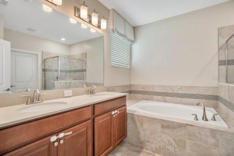 Adosado en venta en Orlando, Florida, 3 dormitorios, 177.91 m2 № 1873653 - foto 7