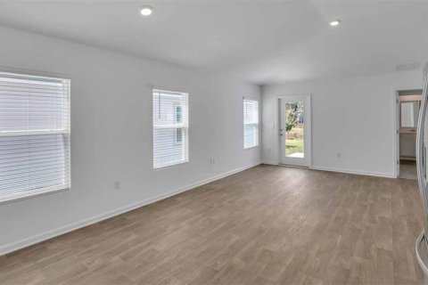 Casa en venta en Palm Coast, Florida, 3 dormitorios, 113.53 m2 № 1853886 - foto 5