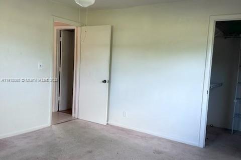 House in Margate, Florida 3 bedrooms, 148.27 sq.m. № 1972966 - photo 19